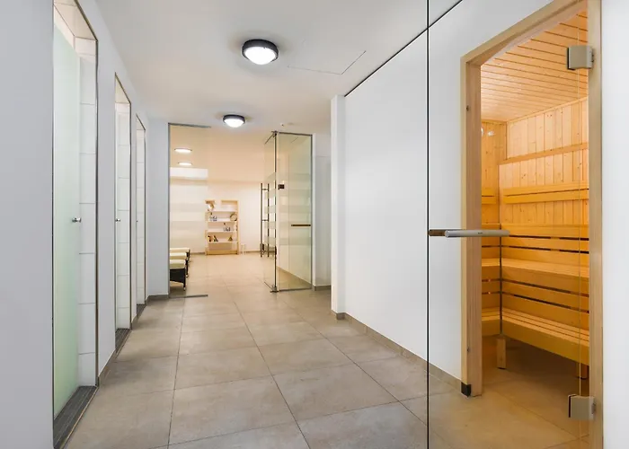 Ostseeallee Ostseeallee 5-40 4*